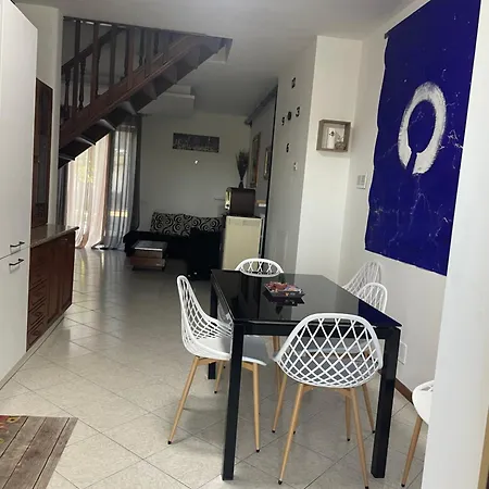 Semesterbostad Casa Maya Pocapaglia